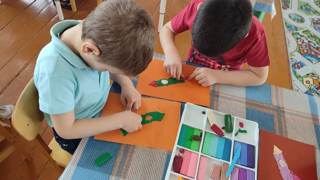 04